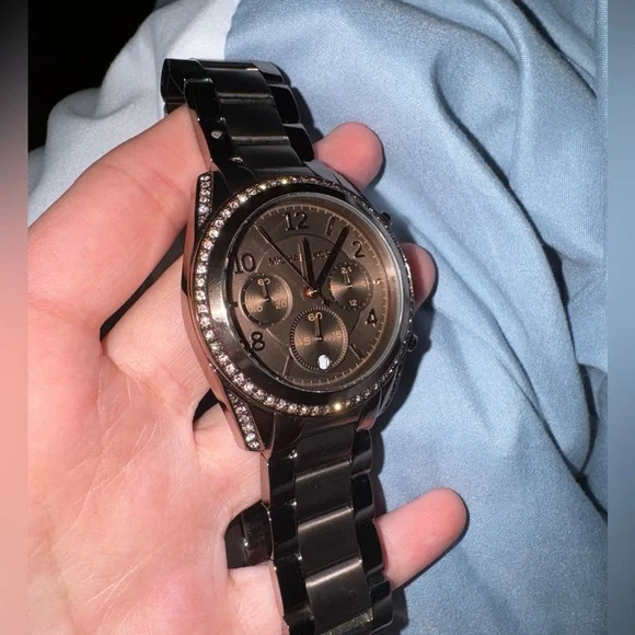 Michael kors watch - Picture 2 of 3